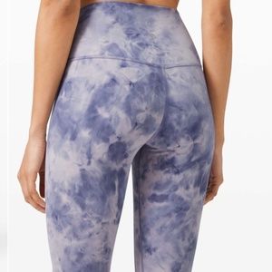 Lululemon Aligns - 28” Diamond Dye in Iced Iris Peri Purple